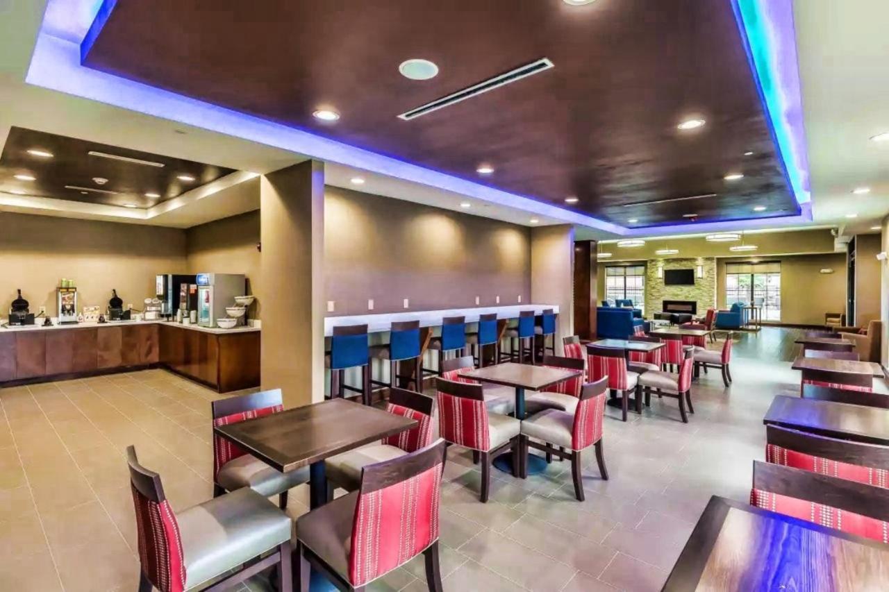 Comfort Suites Houston I45 North Aldine Exterior foto